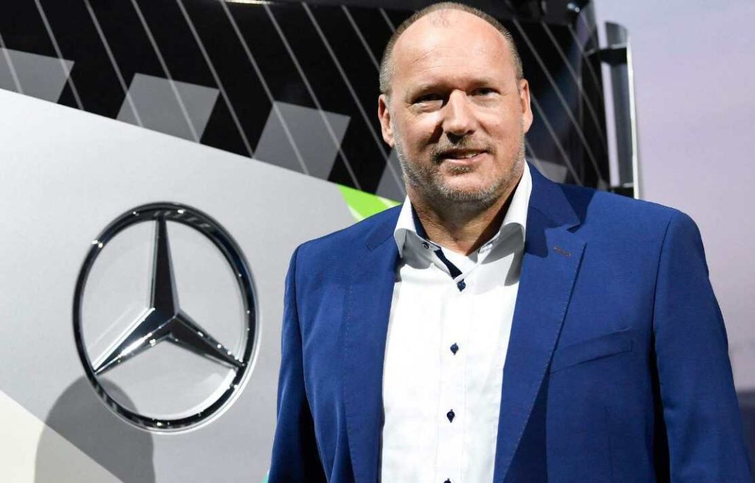 In Tragic Accident, Daimler Truck CFO Jochen Goetz Dies